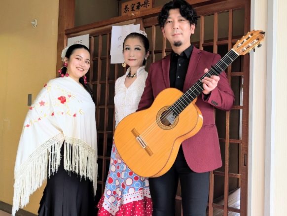 出演したカンテAimiさん、バイレ河野いおりさん、ギター東貴宏さん